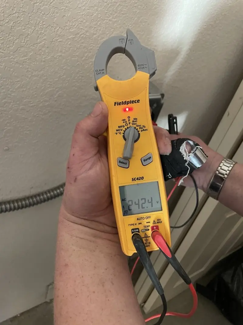 Voltage testing with clamp meter during Generator Installation in Shafter